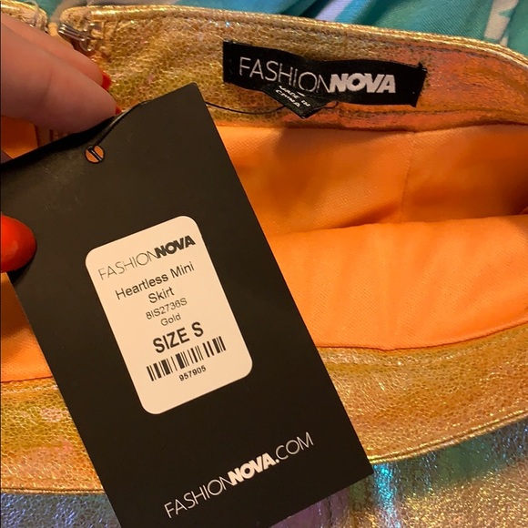 Fashion Nova “Heartless Mini Skirt” - Picture 5 of 6